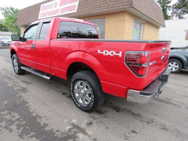 2010 Ford F-150 4WD SuperCab 145&quot; XLT